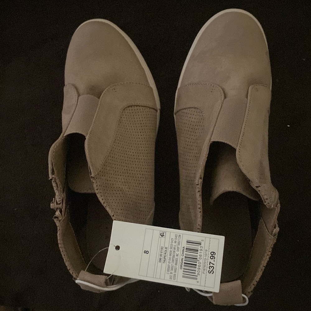 NET winter casual boot/shoe with wedge